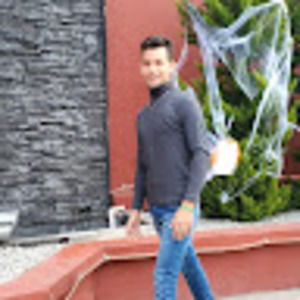 Meet your Posher, Gianni